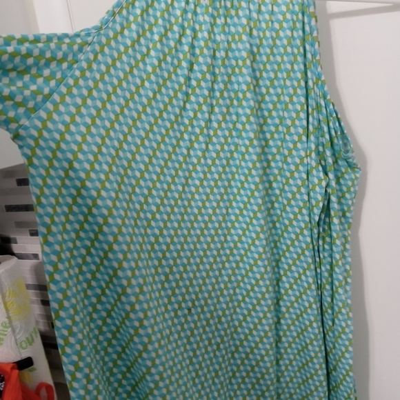 Michael Kors Cold Shoulder Geometric Pattern Blouse with Keyhole Closure - Picture 8 of 9